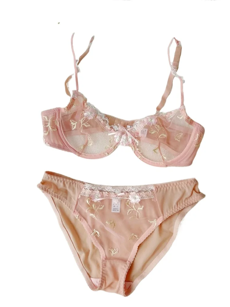 KUCLUTPure Desire French Ultra-thin Floral Embroidery Sexy Lace Women's Summer Bra Big Chest Small Anti-sag Underwire Underwear
KUCLUTPure Desire French Ultra-thin Floral Embroidery Sexy Lace Women's Summer Bra Big Chest Small Anti-sag Underwire Underwear