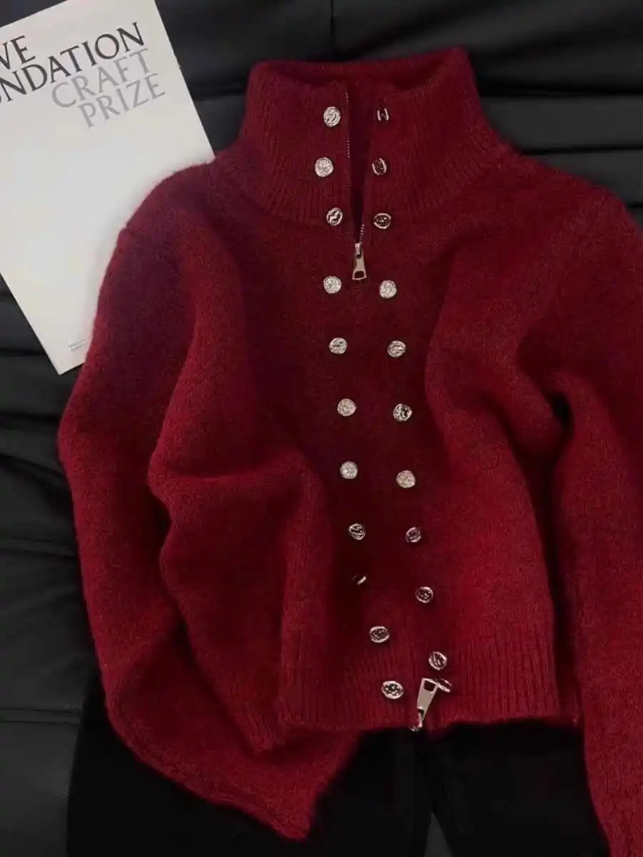 Vintage Red Women's Knitted Cardigans Spring/Autumn New Stand Collar Chic Double Breasted Sweater Coats Elegant Knitwear Tops
Vintage Red Women's Knitted Cardigans Spring/Autumn New Stand Collar Chic Double Breasted Sweater Coats Elegant Knitwear Tops