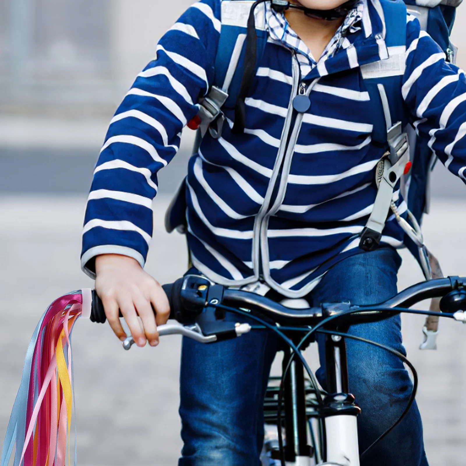 2Pairs Colorful Bike Streamers Handlebar Tassels Durable PP Plastic Pet Cloth Decorations for Bikes Tricycles Scooters Fun 
2Pairs Colorful Bike Streamers Handlebar Tassels Durable PP Plastic Pet Cloth Decorations for Bikes Tricycles Scooters Fun