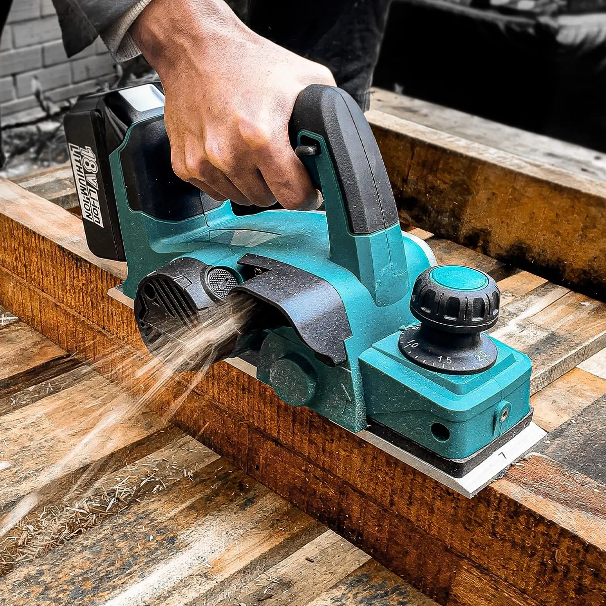 Small Multi-Functional Electric Planer Portable Household Power Tool for Woodworking Hand Push Polisher
Small Multi-Functional Electric Planer Portable Household Power Tool for Woodworking Hand Push Polisher