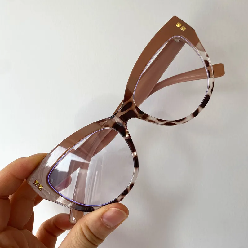 NEW Anti-Blue Light Glasses Unisex Cat Eye Optical Eyewear Patchwork Frame Spectacles Eyeglasses Rivet Ornamental
NEW Anti-Blue Light Glasses Unisex Cat Eye Optical Eyewear Patchwork Frame Spectacles Eyeglasses Rivet Ornamental