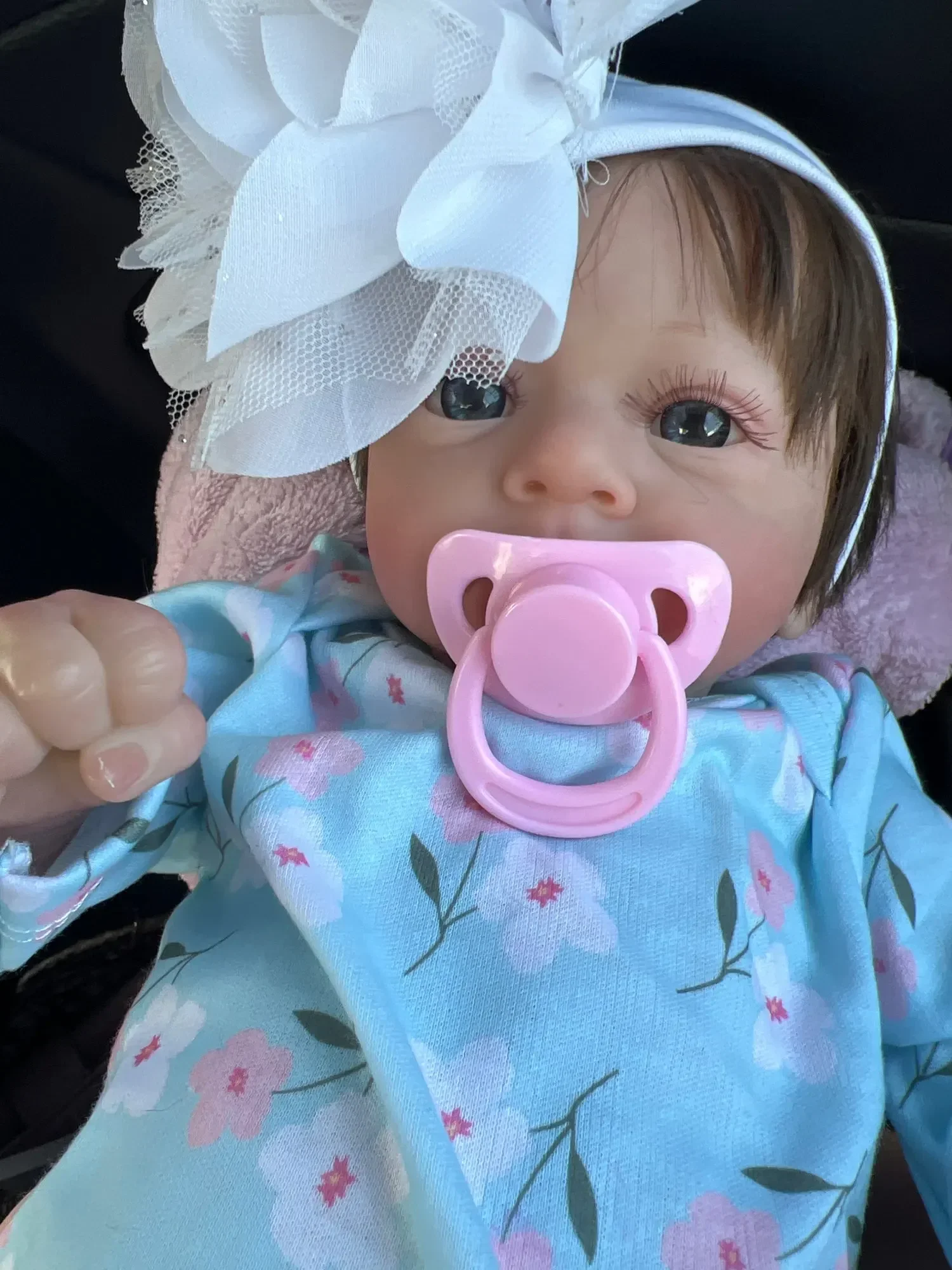 18 дюймов кукла Bebê Reborn, мягкая виниловая кукла Reborn Baby3D, многослойная кожа, коллекционная художественная кукла, Рождественский подарок
18 дюймов кукла Bebê Reborn, мягкая виниловая кукла Reborn Baby3D, многослойная кожа, коллекционная художественная кукла, Рождественский подарок