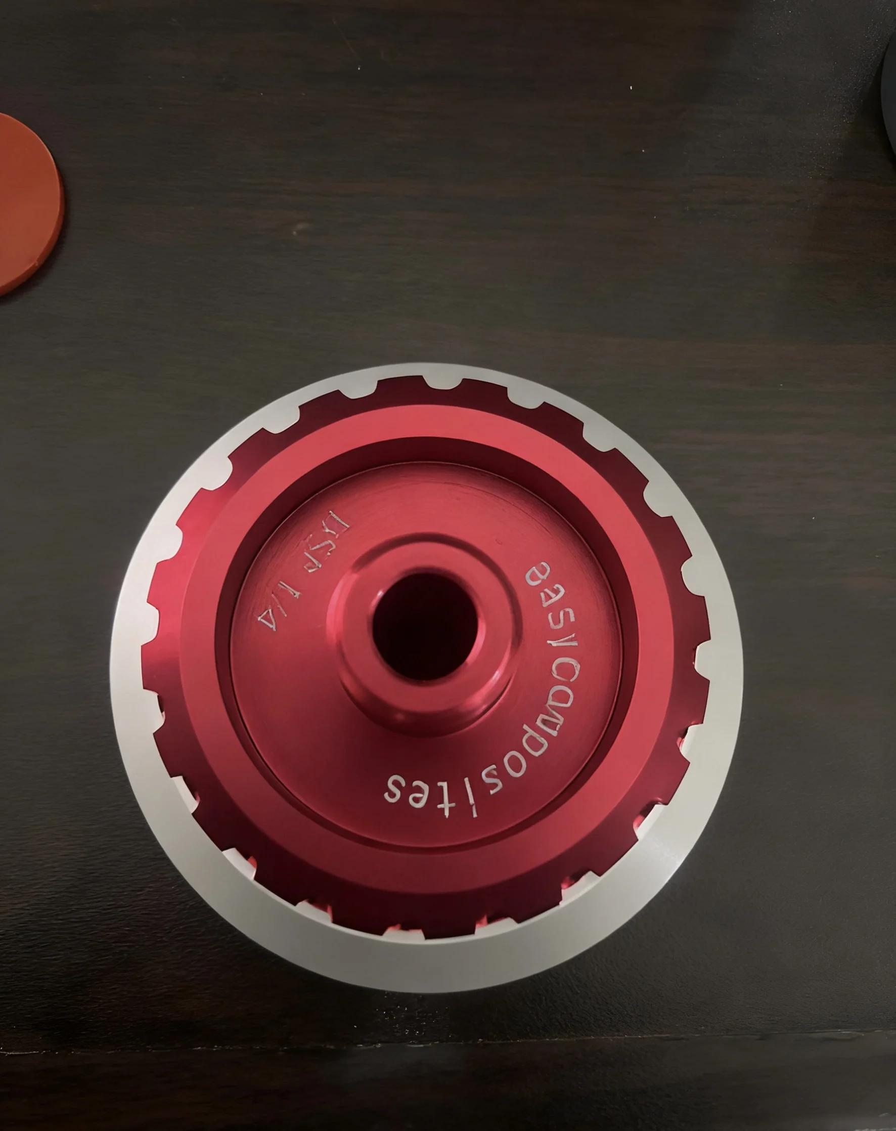 Самозапечатывающаяся металлическая насадка вакуумного клапана, многоразовый разъем вакуумного мешка, красная основа, впрыск смолы из углеродного волокна, вакуумный процесс.
Самозапечатывающаяся металлическая насадка вакуумного клапана, многоразовый разъем вакуумного мешка, красная основа, впрыск смолы из углеродного волокна, вакуумный процесс.