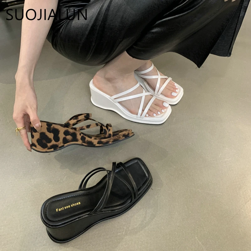 SUOJIALUN Summer New Narrow Band Women Slipper Fashion High Weadge Heel Ladies Elegant Sandal Shoes Outdoor Dress Pumps Slides
SUOJIALUN Summer New Narrow Band Women Slipper Fashion High Weadge Heel Ladies Elegant Sandal Shoes Outdoor Dress Pumps Slides