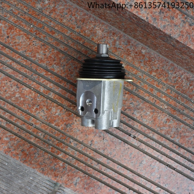 Hydraulic Accessories D65 Bulldozer pilot Valve Control Valve 702-16-01341
Hydraulic Accessories D65 Bulldozer pilot Valve Control Valve 702-16-01341