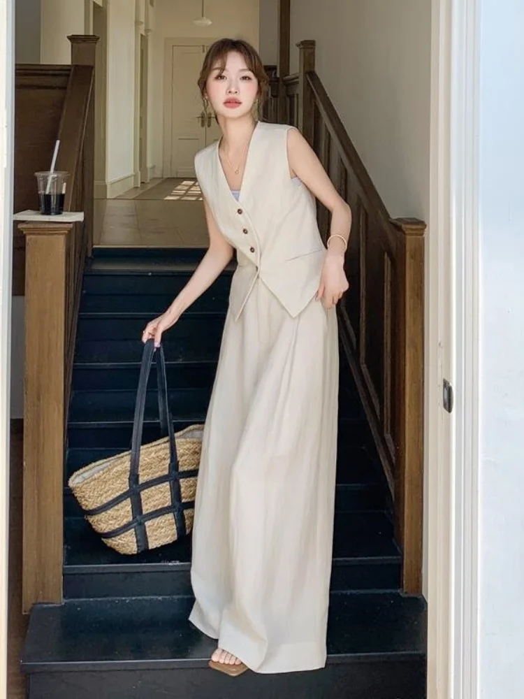 Laoqianfeng Linen Suit Vest Wide Leg Two Piece Set Women's Summer Thin Breathable High End Feeling Ensemble Long Sleeve Long ...
Laoqianfeng Linen Suit Vest Wide Leg Two Piece Set Women's Summer Thin Breathable High End Feeling Ensemble Long Sleeve Long ...