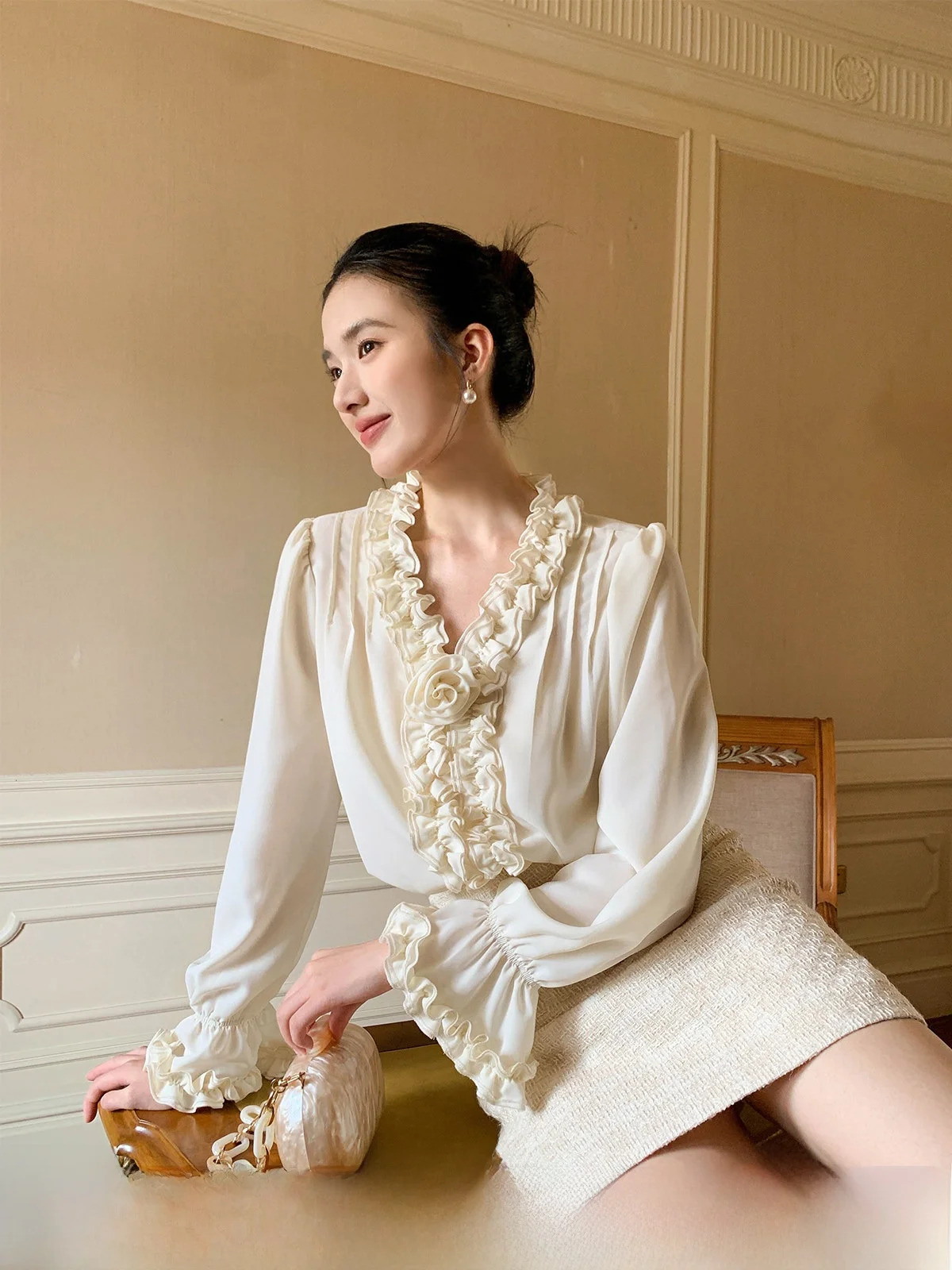 XXNING Heavy Industry Rose Pattern Long Sleeve Women's Shirt Loose Fit Draping Design Fashionable French Style Casual Top
XXNING Heavy Industry Rose Pattern Long Sleeve Women's Shirt Loose Fit Draping Design Fashionable French Style Casual Top