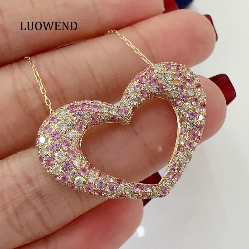 LUOWEND 18K Yellow Gold Necklace Luxury Heart Shape Shiny Diamond Natural Pink Color Sapphire Necklace for Women Party Jewelry
LUOWEND 18K Yellow Gold Necklace Luxury Heart Shape Shiny Diamond Natural Pink Color Sapphire Necklace for Women Party Jewelry