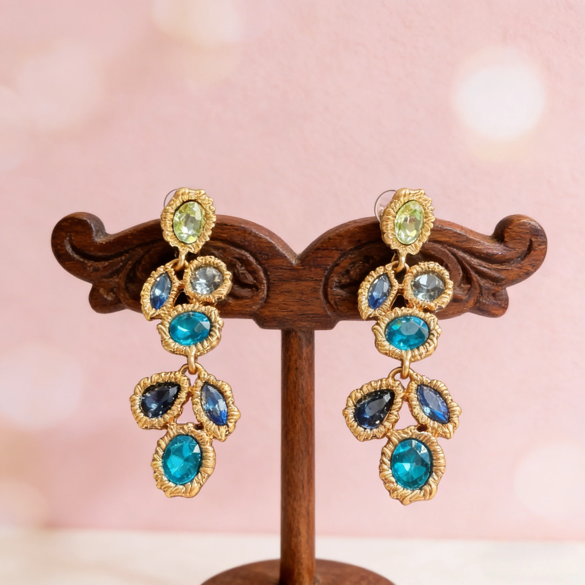 VKVVA New Fashion Jewelry Long Vintage Blue Green Multicolor Rhinestone Shoulder-Duster Stud Earrings for Women,Unique Gift
VKVVA New Fashion Jewelry Long Vintage Blue Green Multicolor Rhinestone Shoulder-Duster Stud Earrings for Women,Unique Gift