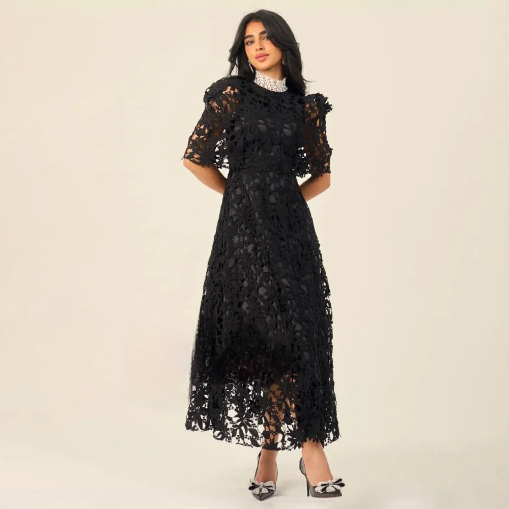 Customized Classic Lace Pattern Sequined A-line O-Neck Midi Dresses Prom Dresses Exquisite Modern Style Party Gowns for Women
Customized Classic Lace Pattern Sequined A-line O-Neck Midi Dresses Prom Dresses Exquisite Modern Style Party Gowns for Women