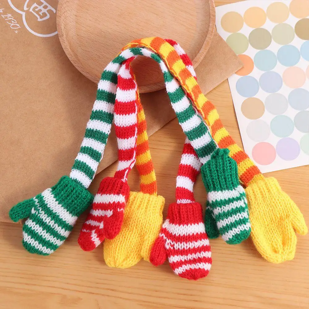 Miniature Neck Scarf 1:12 Doll Clothes Pretend Play Soft Mini Dolls Hat Simulation Winter Doll Accessories Playing House
Miniature Neck Scarf 1:12 Doll Clothes Pretend Play Soft Mini Dolls Hat Simulation Winter Doll Accessories Playing House