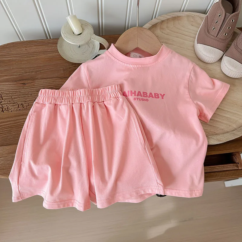 Children's Short Sleeve T-shirt Pants Summer Style Boy Girls Two-Piece Set Kids Casual Printed Letters Sibling Outfit Sports Set
Children's Short Sleeve T-shirt Pants Summer Style Boy Girls Two-Piece Set Kids Casual Printed Letters Sibling Outfit Sports Set