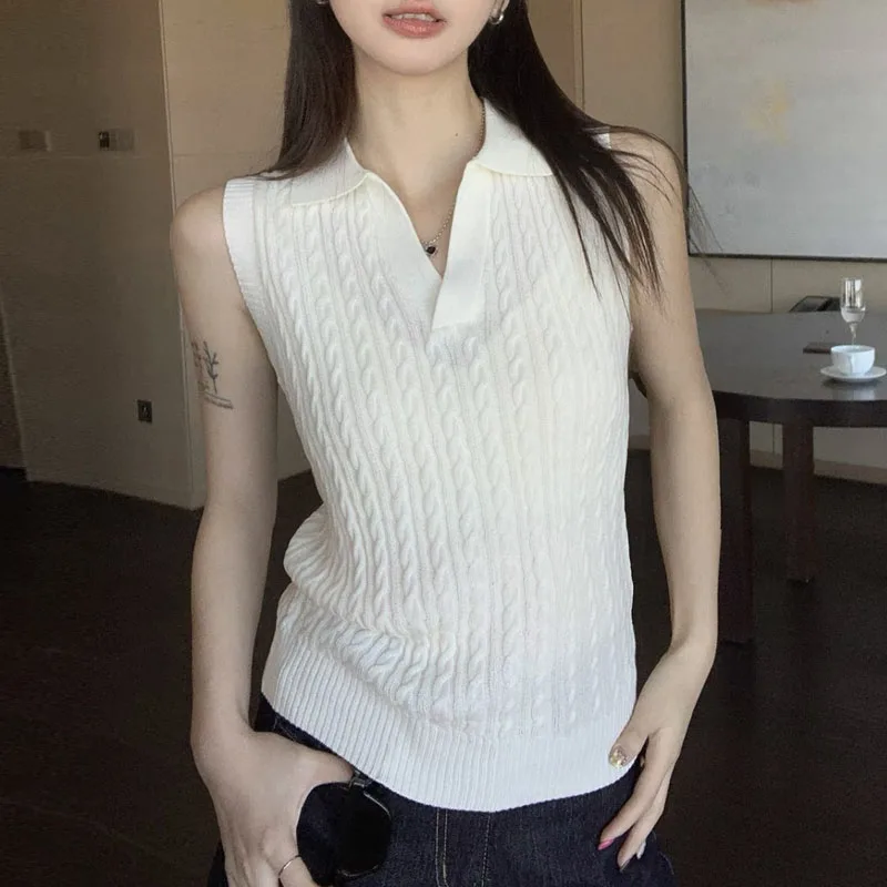 Knitted Sweater Women Pullovers New Summer Sleeveless Knit Sweater Pullover Women Tops Turn Down Collar Sueters De Mujer Q3724
Knitted Sweater Women Pullovers New Summer Sleeveless Knit Sweater Pullover Women Tops Turn Down Collar Sueters De Mujer Q3724