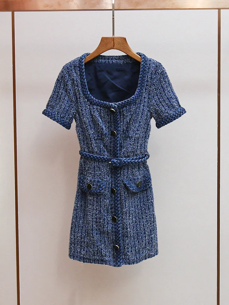 Mini Dress for Women 2024 New Spring Summer Square Collar Slim Waist Sweet Elegant Short Sleeve Robes
Mini Dress for Women 2024 New Spring Summer Square Collar Slim Waist Sweet Elegant Short Sleeve Robes