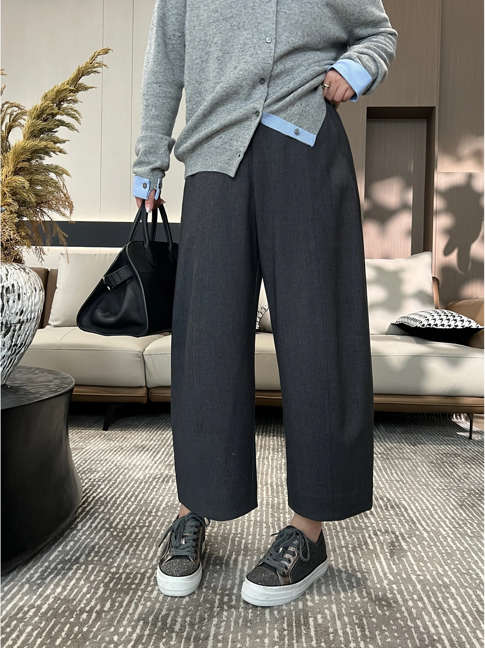 Брюки-баллоны JoJo Private Label, повседневные, свободного кроя, укороченные, больших размеров, осенне-зимняя модная женская одежда больших размеров
Брюки-баллоны JoJo Private Label, повседневные, свободного кроя, укороченные, больших размеров, осенне-зимняя модная женская одежда больших размеров