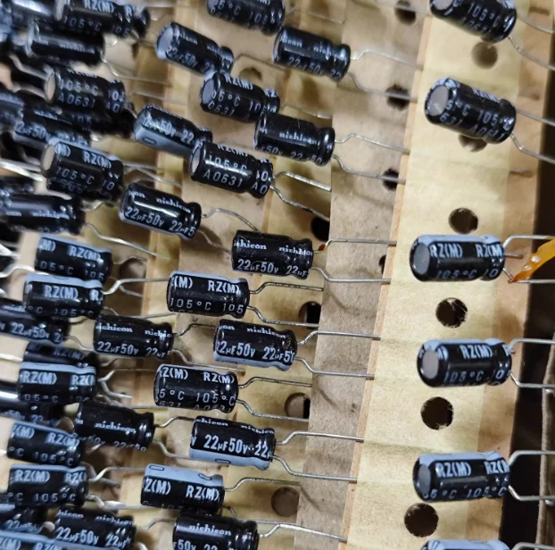 50 шт./лот, оригинальный Nichicon 50 В 22 мкФ RZ 5X9, электролитический конденсатор низкой высоты, бесплатная доставка
50 шт./лот, оригинальный Nichicon 50 В 22 мкФ RZ 5X9, электролитический конденсатор низкой высоты, бесплатная доставка