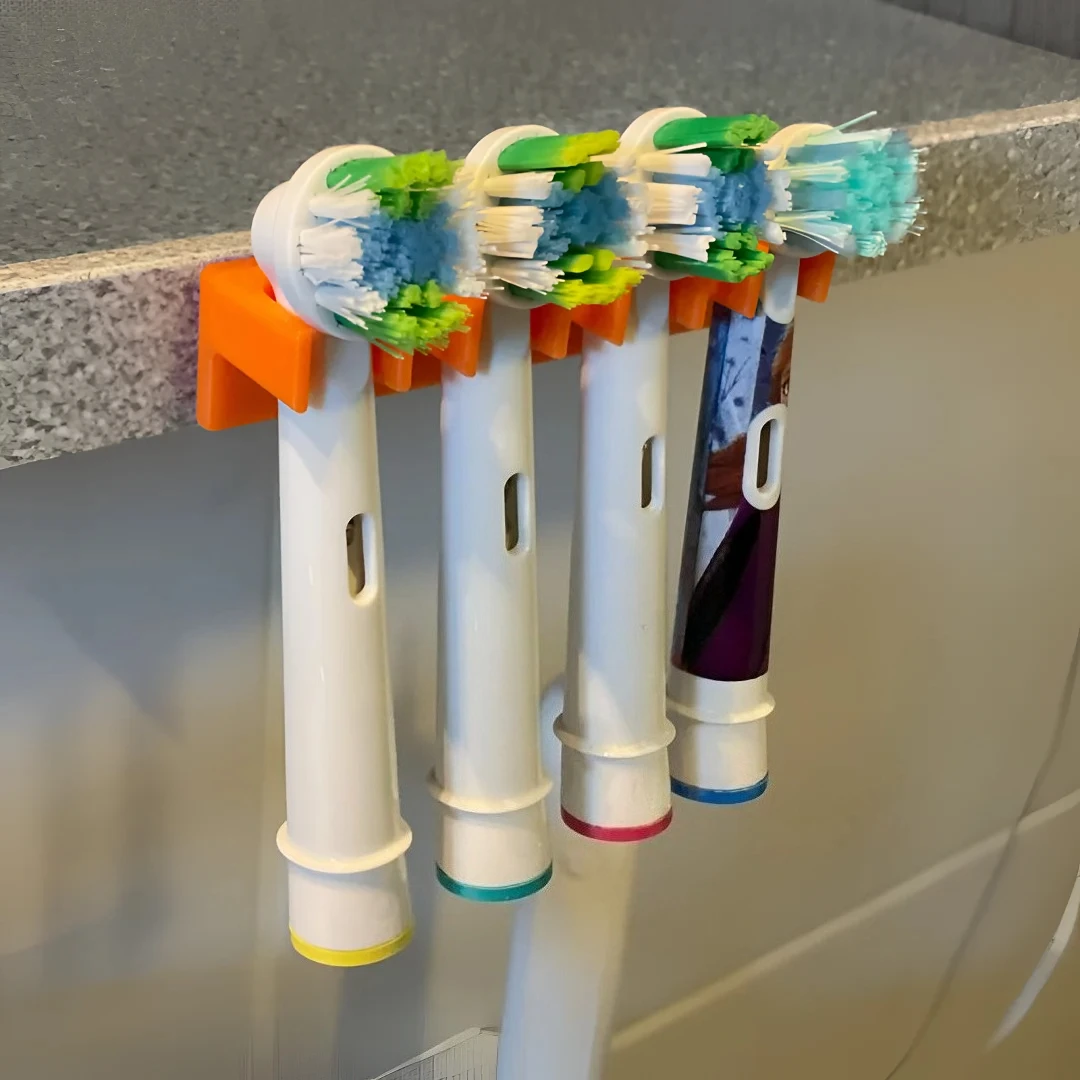 Органайзер для электрических зубных щеток Oral-B, крепящийся на зеркало в ванной, экономит место.
Органайзер для электрических зубных щеток Oral-B, крепящийся на зеркало в ванной, экономит место.