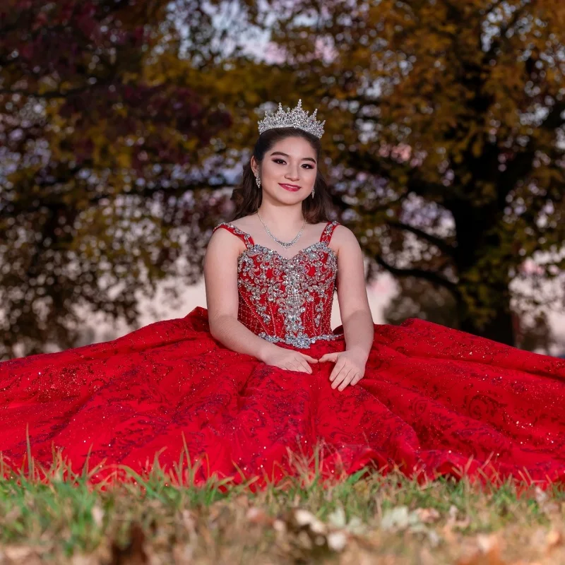 Shiny Red Quinceanera Dress glitter flower crystal Decal Lace Long tail Bow Vestidos De 15 Quinceanera Customize
Shiny Red Quinceanera Dress glitter flower crystal Decal Lace Long tail Bow Vestidos De 15 Quinceanera Customize