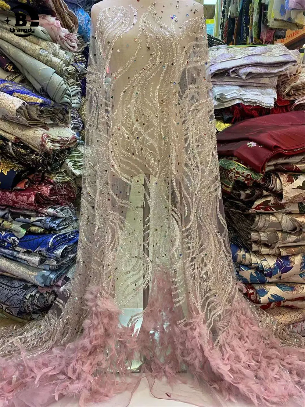 3D Feather African French Sequined Lace Fabrics High Quality Lace Nigerian Embroidered Sequins Lace Dress Material For Party
3D Feather African French Sequined Lace Fabrics High Quality Lace Nigerian Embroidered Sequins Lace Dress Material For Party