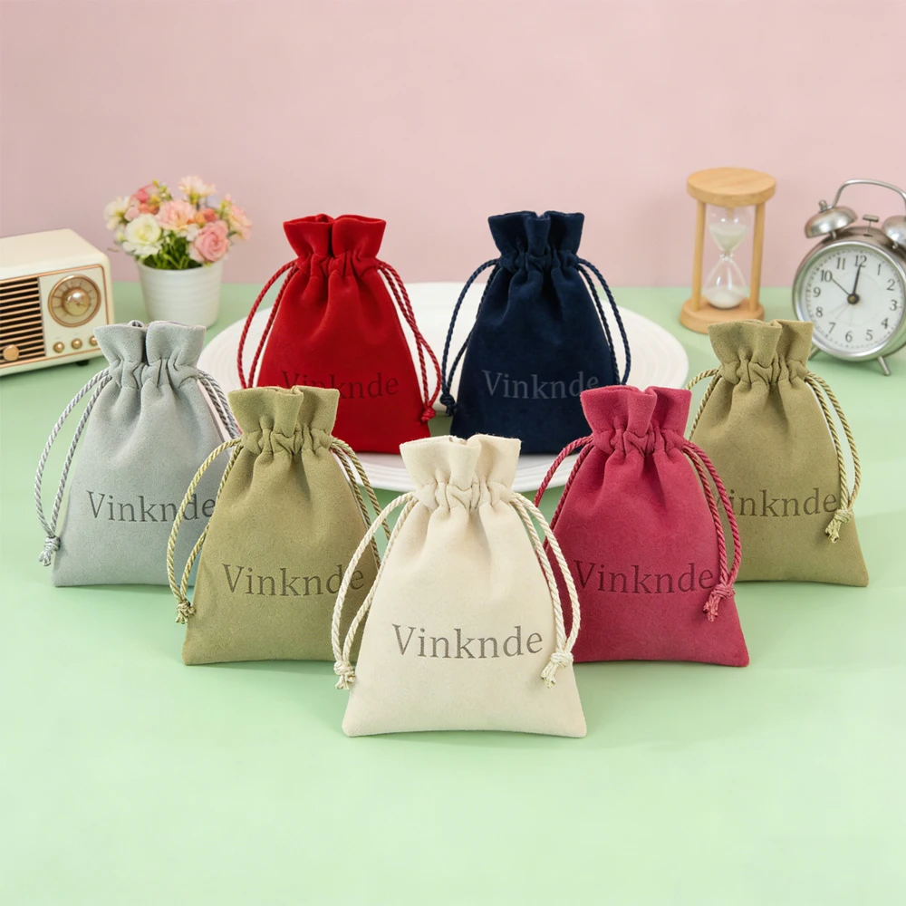 100 шт./лот, мешочки из микрофибры на шнурке, индивидуальный логотип, сумка для упаковки ювелирных изделий, кольцо, серьги, браслет, сумка для хранения духов, ювелирных изделий
100 шт./лот, мешочки из микрофибры на шнурке, индивидуальный логотип, сумка для упаковки ювелирных изделий, кольцо, серьги, браслет, сумка для хранения духов, ювелирных изделий