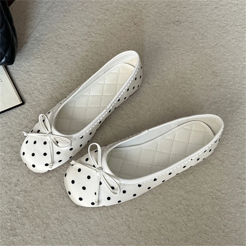 Eilyken Designer Polka Dot Butterfly-kont Flats Heels Women Pumps Sandals Fashion Round Toe Daily Party Dress Shoes
Eilyken Designer Polka Dot Butterfly-kont Flats Heels Women Pumps Sandals Fashion Round Toe Daily Party Dress Shoes