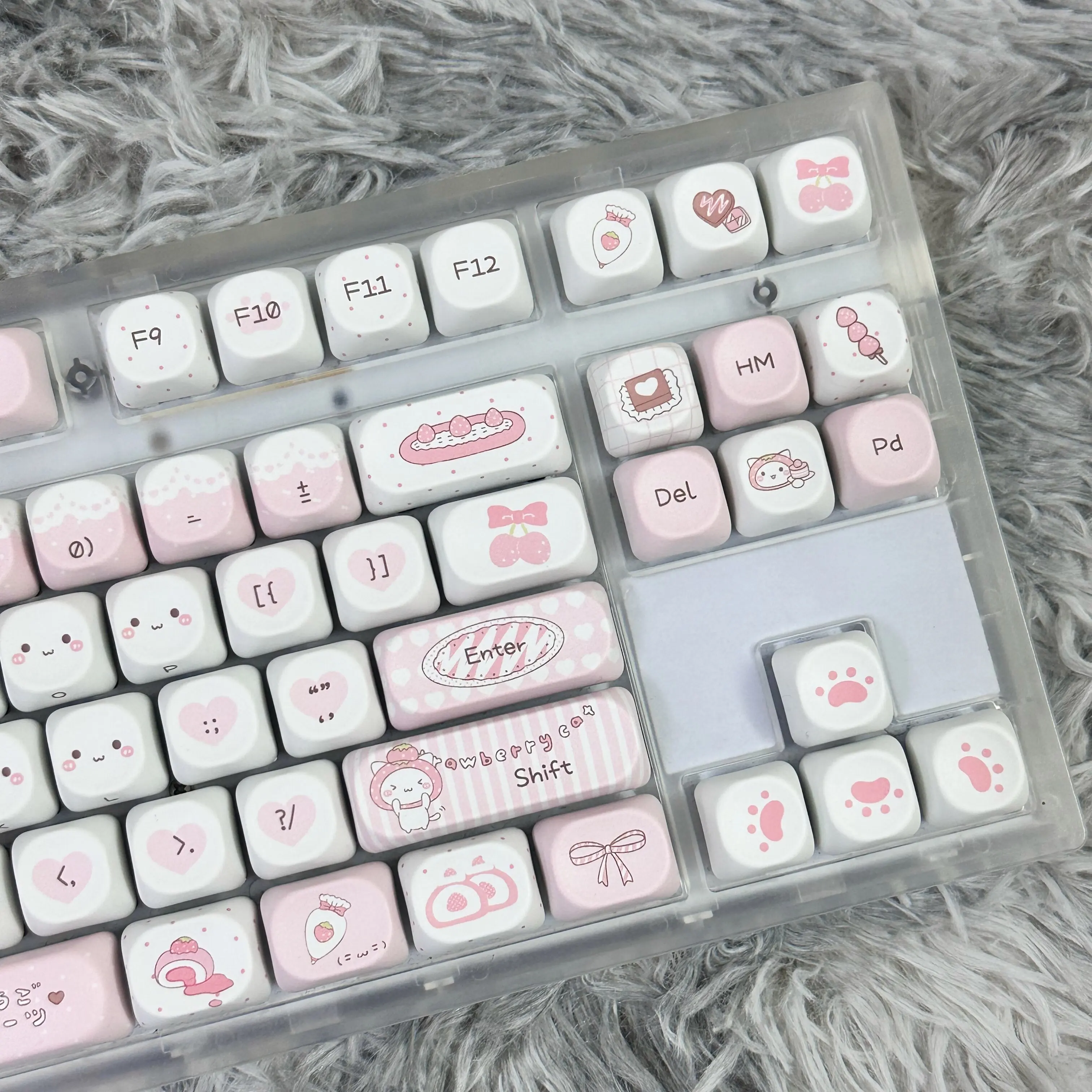 Strawberry Meow Meow Cute Cartoon MOA Keycap Mechanical Keyboard Personality Original Pink Cute Girl
Strawberry Meow Meow Cute Cartoon MOA Keycap Mechanical Keyboard Personality Original Pink Cute Girl