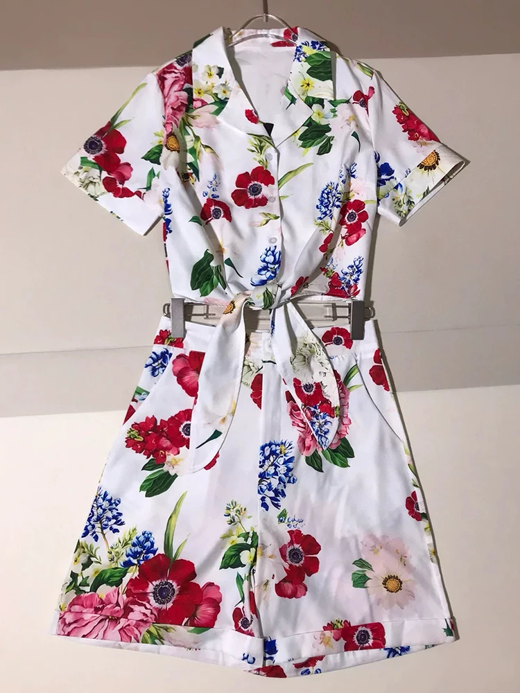2025 Summer New Fashion Printed Pants Lapel Single-breasted Short-sleeved Shirt+Wide Leg Shorts Elegant Women's Two-piece Suit
2025 Summer New Fashion Printed Pants Lapel Single-breasted Short-sleeved Shirt+Wide Leg Shorts Elegant Women's Two-piece Suit