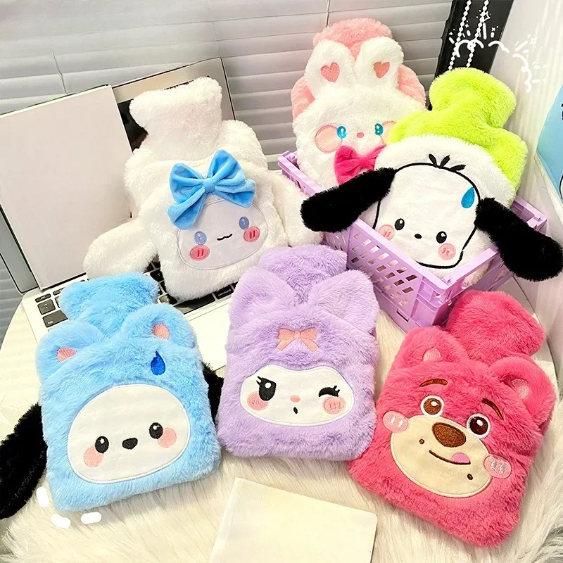 New Sanrio Kawaii Cinnamoroll Anime Cartoon Pochacco Kuromi Plush Water Filled Hot Water Bag Autumn Winter Girl Birthday Gift
New Sanrio Kawaii Cinnamoroll Anime Cartoon Pochacco Kuromi Plush Water Filled Hot Water Bag Autumn Winter Girl Birthday Gift