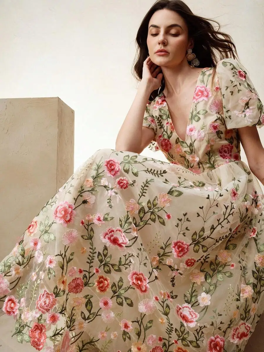 V-Neck Sheer Tulle Midi Dress With Puffed Sleeves And Rich 3D Floral Embroidery For Summer, Valentine’s Day, Festive Events
V-Neck Sheer Tulle Midi Dress With Puffed Sleeves And Rich 3D Floral Embroidery For Summer, Valentine’s Day, Festive Events