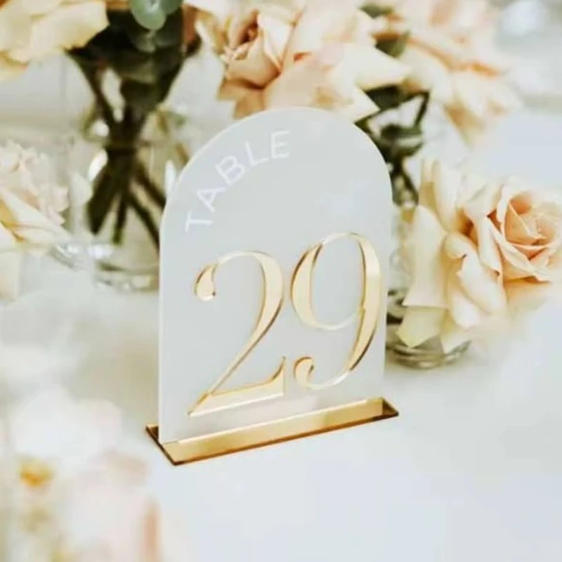 Arched Shape Table Numbers - Gold Wedding Table Numbers with Stands - 3D Table Numbers - Wedding Reception Decor 
Arched Shape Table Numbers - Gold Wedding Table Numbers with Stands - 3D Table Numbers - Wedding Reception Decor