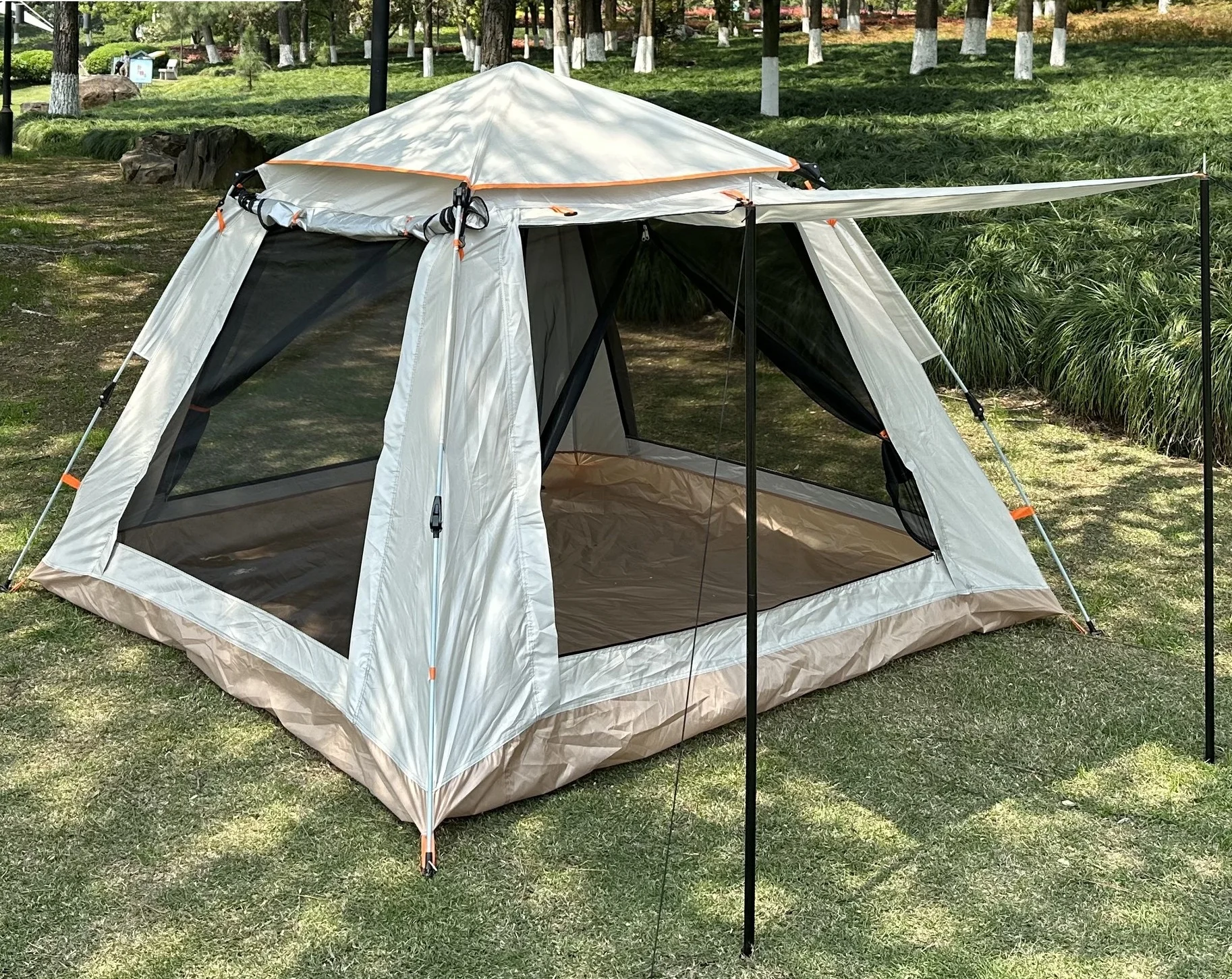 Outdoor Fully Automatic Portable Leisure Tent Square Oxford Fabric One Bedroom Structure for Family Picnics & Camping
Outdoor Fully Automatic Portable Leisure Tent Square Oxford Fabric One Bedroom Structure for Family Picnics & Camping