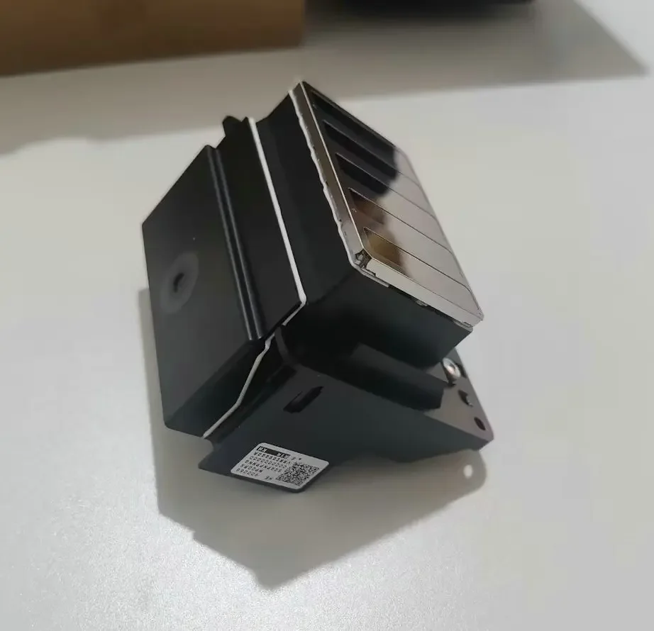 Высококачественная разблокированная печатающая головка для EPSON 7908 9908 9910 7710 7910 9700 7700 9900 9710 P6080 P8080 DX6 F191010 печатающая головка
Высококачественная разблокированная печатающая головка для EPSON 7908 9908 9910 7710 7910 9700 7700 9900 9710 P6080 P8080 DX6 F191010 печатающая головка