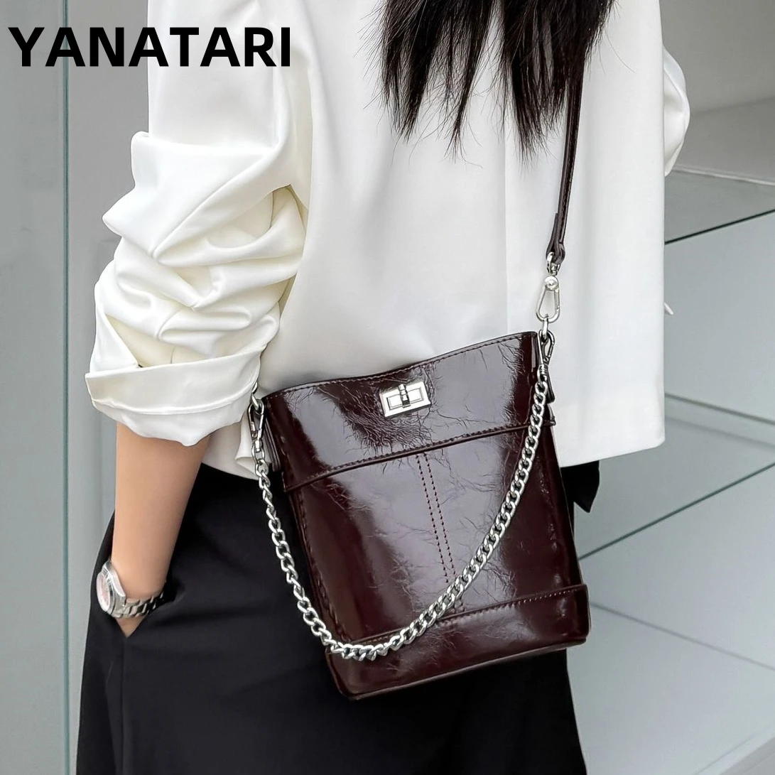 YANATARI cowhide Genuine leather handbags women vintage shoulder bag mini Bucket Bag luxury high quality silvery crossbody bag
YANATARI cowhide Genuine leather handbags women vintage shoulder bag mini Bucket Bag luxury high quality silvery crossbody bag
