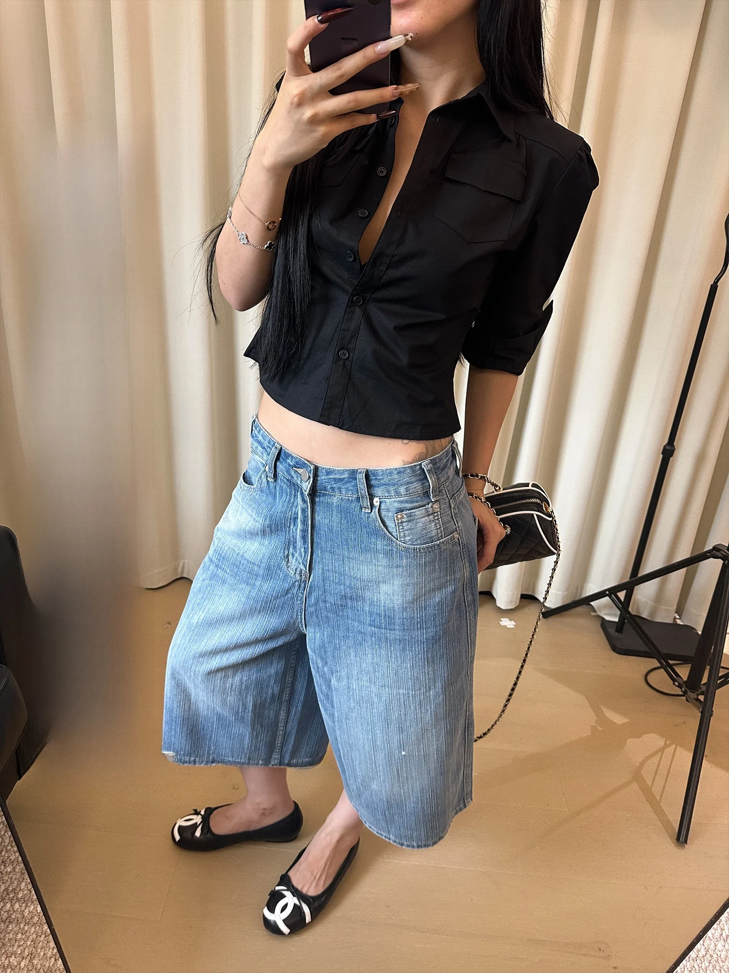 Джинсы Falin X Vintage с низкой посадкой, рваные, синие, женские, летние, свободного кроя, широкие штанины, укороченные, повседневные, из денима
Джинсы Falin X Vintage с низкой посадкой, рваные, синие, женские, летние, свободного кроя, широкие штанины, укороченные, повседневные, из денима