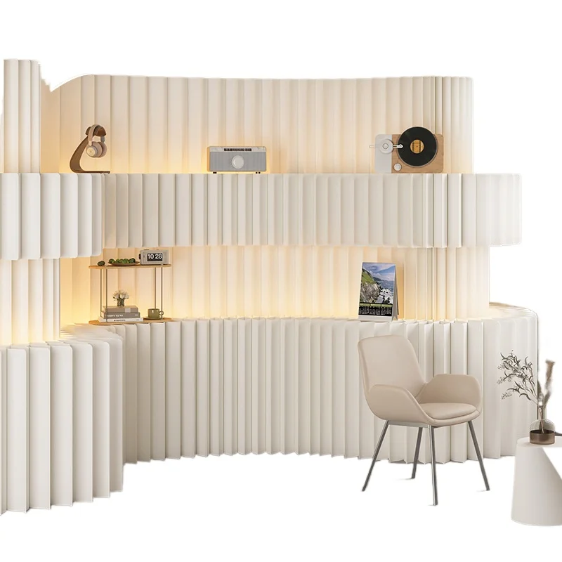 Commercial Goods Display Rack Multi-layer Decorative Shelf Simple Folding Mobile Display Cabinet
Commercial Goods Display Rack Multi-layer Decorative Shelf Simple Folding Mobile Display Cabinet