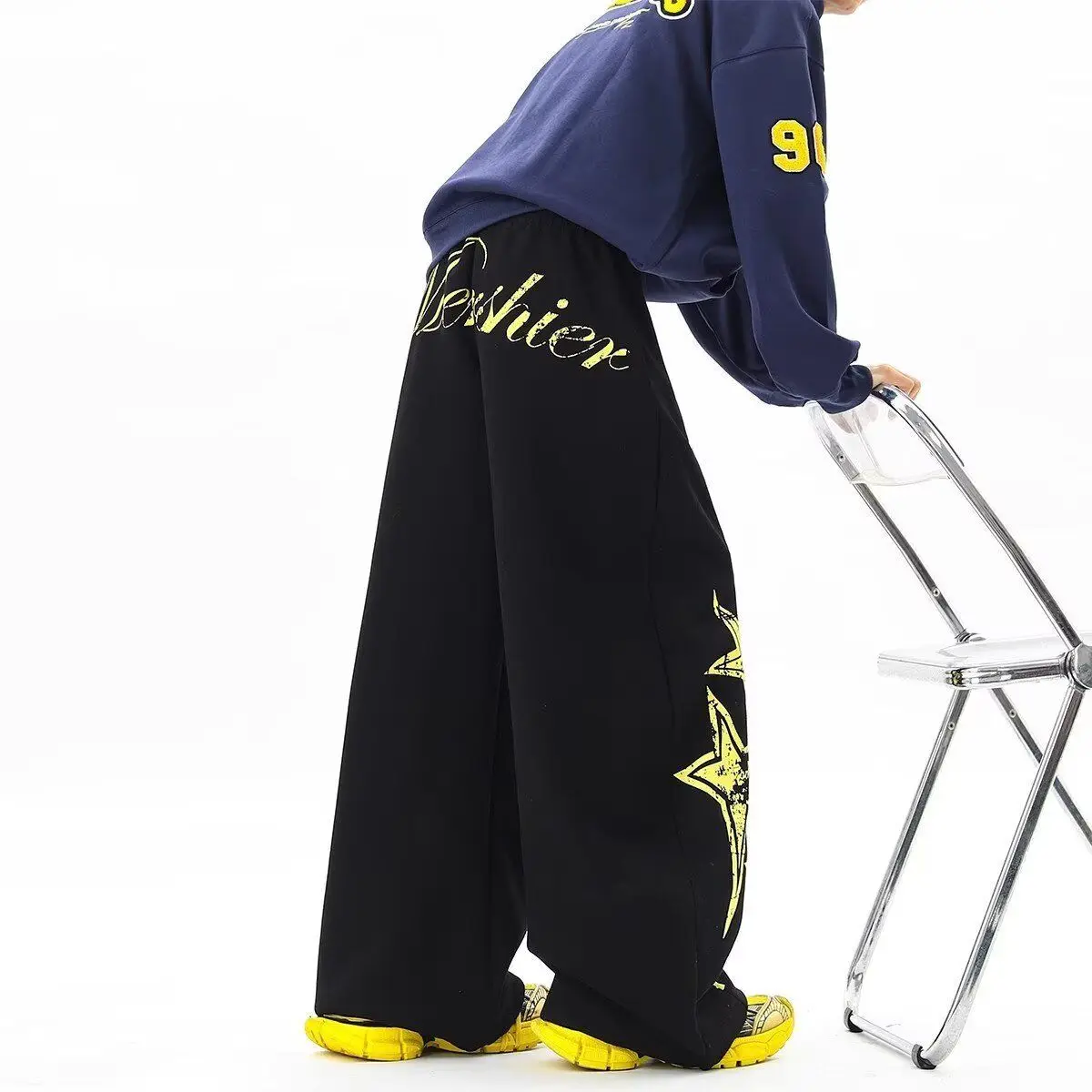 Unisex Loose Fit Star Print Sweatpants Drawstring Wide Leg Casual Trousers for Spring Autumn Floor Length Streetwear Daily Wear
Unisex Loose Fit Star Print Sweatpants Drawstring Wide Leg Casual Trousers for Spring Autumn Floor Length Streetwear Daily Wear