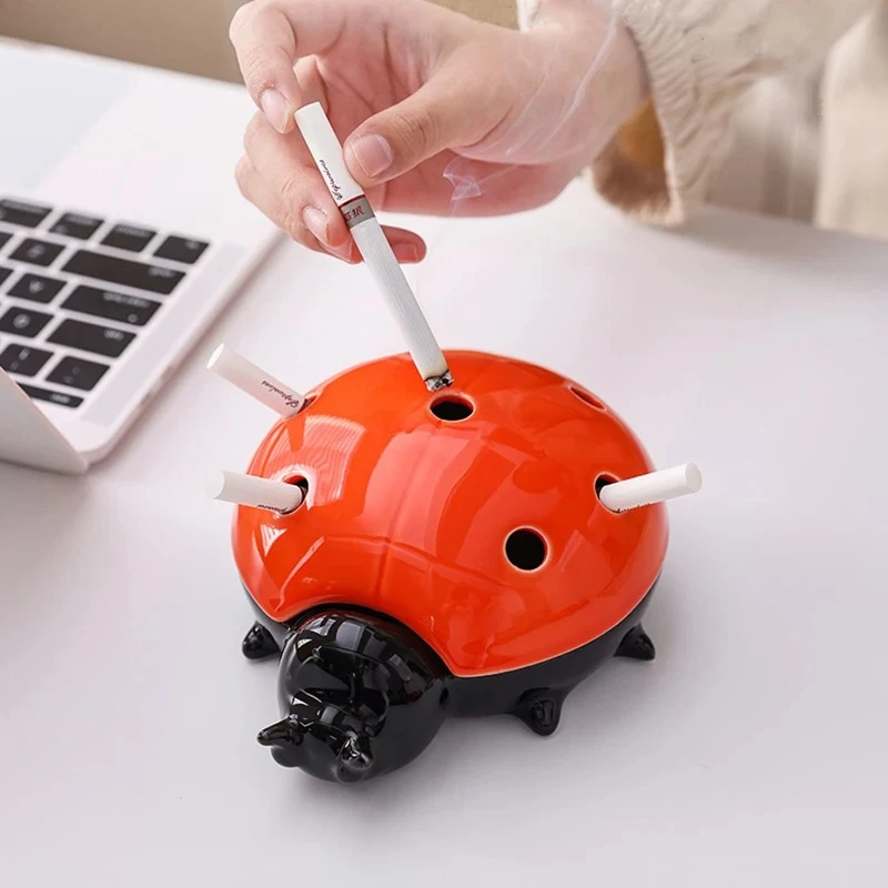 Creative Seven Star Ladybug Ceramic Ashtray with Lid Anti Fly Ash Personalized Desktop Decoration Cartoon Animal Ornament
Creative Seven Star Ladybug Ceramic Ashtray with Lid Anti Fly Ash Personalized Desktop Decoration Cartoon Animal Ornament