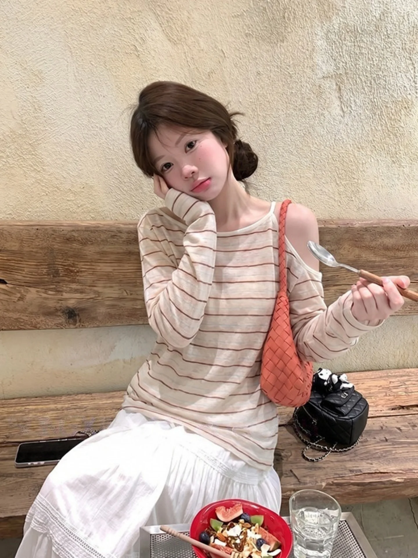 Loose Long Sleeve Shoulder Bared T Shirt Women Summer Anti UV Casual Sweet And Spicy Girl Pattern Striped Strapless Top
Loose Long Sleeve Shoulder Bared T Shirt Women Summer Anti UV Casual Sweet And Spicy Girl Pattern Striped Strapless Top