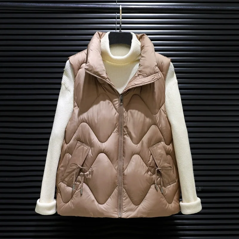 2025 New Women's Down Cotton Vest Korean Outerwear Cotton-padded Coats Winter Wear Sleeveless Stand Collar Puffer Jacket Outwear
2025 New Women's Down Cotton Vest Korean Outerwear Cotton-padded Coats Winter Wear Sleeveless Stand Collar Puffer Jacket Outwear