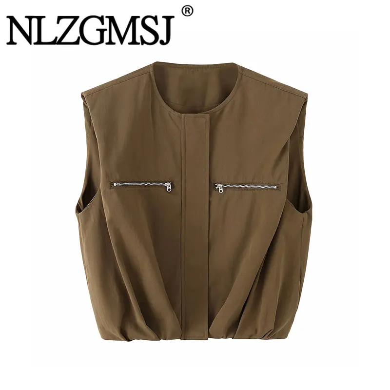 NLZGMSJ 2026 Spring Women Waistcoat Sleeveless O Neck Zipper Loose Bomber Jacket Outdoor Female Coat Vest Top Y2K
NLZGMSJ 2026 Spring Women Waistcoat Sleeveless O Neck Zipper Loose Bomber Jacket Outdoor Female Coat Vest Top Y2K