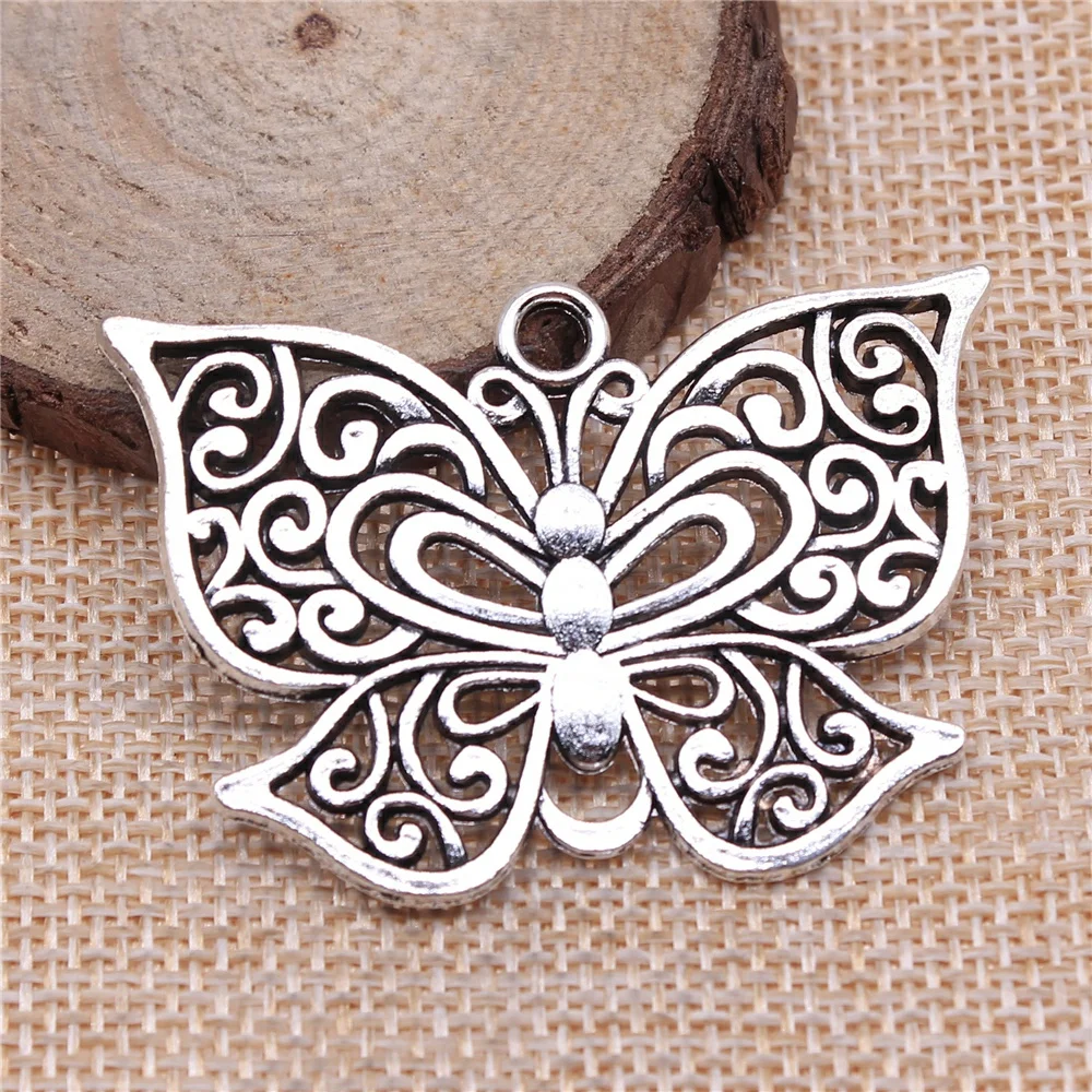 Wholesale 20pcs/bag 35x50mm Antique Silver Color Filigree Butterfly Charm Big Butterfly Pendant For Jewelry Making
Wholesale 20pcs/bag 35x50mm Antique Silver Color Filigree Butterfly Charm Big Butterfly Pendant For Jewelry Making