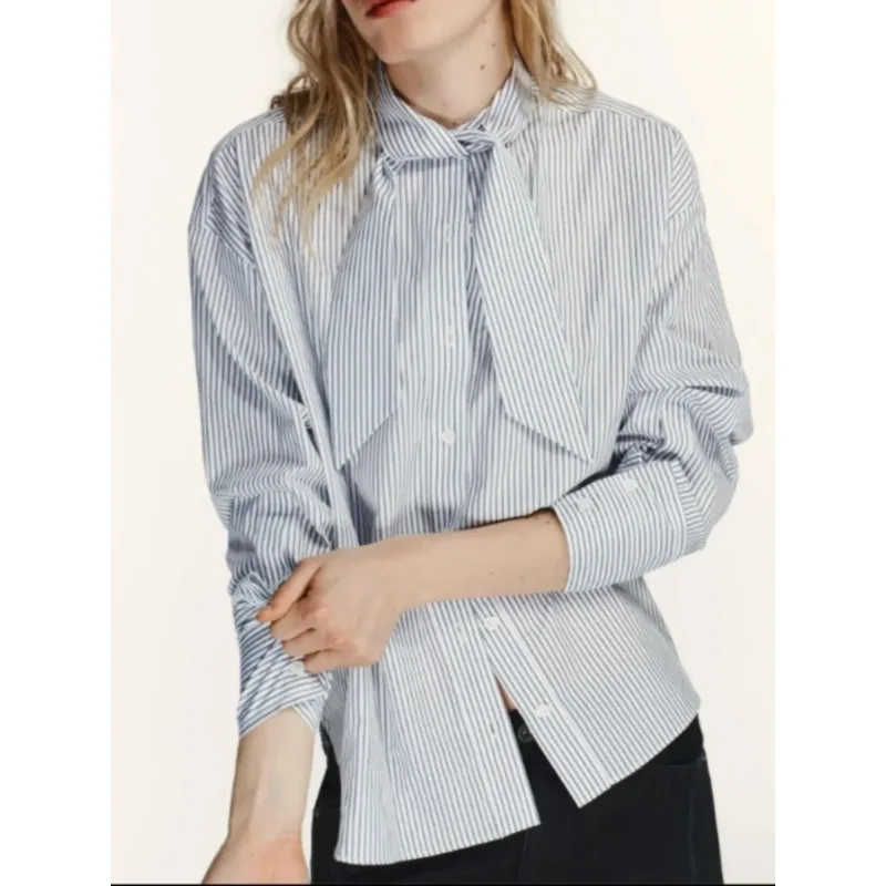 Casual Lace-up Striped Shirt Women Chic Round Neck Full Sleeve Single Breasted Loose Crop Blouse 2026 Lady Commute Office Shirts
Casual Lace-up Striped Shirt Women Chic Round Neck Full Sleeve Single Breasted Loose Crop Blouse 2026 Lady Commute Office Shirts