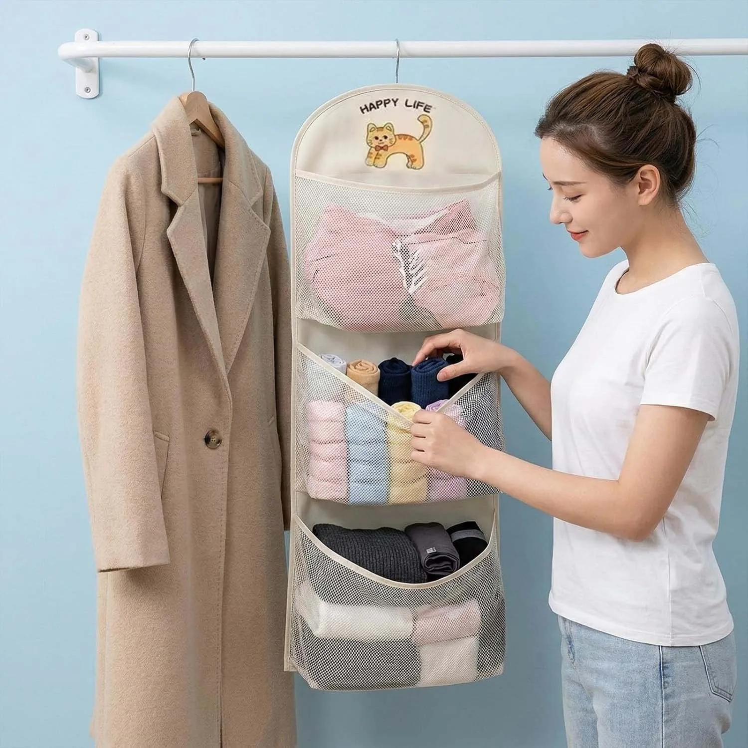 1pack Hanging Underwear Organizer for Closet, 3-Tier Mesh Bra and Socks Storage Bag, Vertical Closet Organizers and Storage with 3 Large Pockets, Space Saving Wardrobe Hanging Bag
1pack Hanging Underwear Organizer for Closet, 3-Tier Mesh Bra and Socks Storage Bag, Vertical Closet Organizers and Storage with 3 Large Pockets, Space Saving Wardrobe Hanging Bag