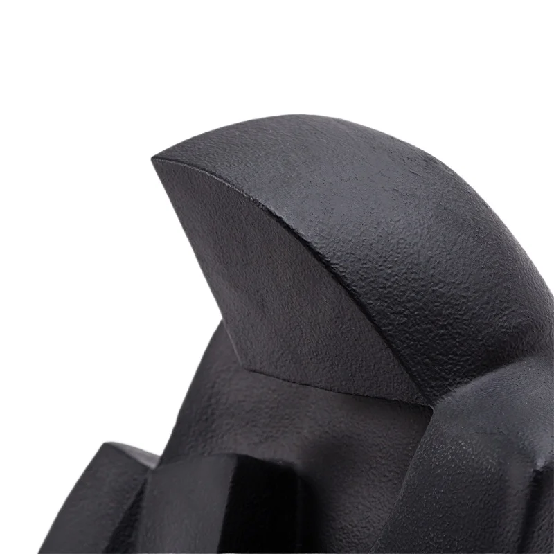 Modern minimalist black embracing figure abstract sculpture resin ornament model room living room study
Modern minimalist black embracing figure abstract sculpture resin ornament model room living room study