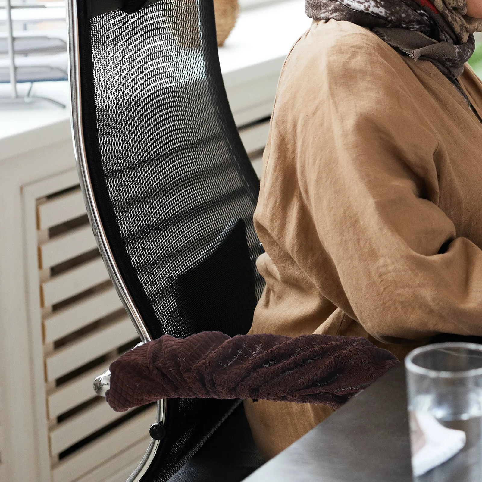 Armrest Protectors Covers Office Chair Gloves Polyester Pads Thickened Support Desk Chairs Deep Brown Waterproof Elastic
Armrest Protectors Covers Office Chair Gloves Polyester Pads Thickened Support Desk Chairs Deep Brown Waterproof Elastic