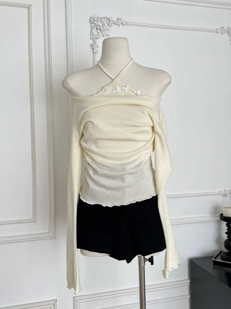 Sweet And Spicy oulder Bared Knitted Sweater for Women Sexy Pure Desire Early Autumn New Sle Polyester Fiber Casual Top
Sweet And Spicy oulder Bared Knitted Sweater for Women Sexy Pure Desire Early Autumn New Sle Polyester Fiber Casual Top