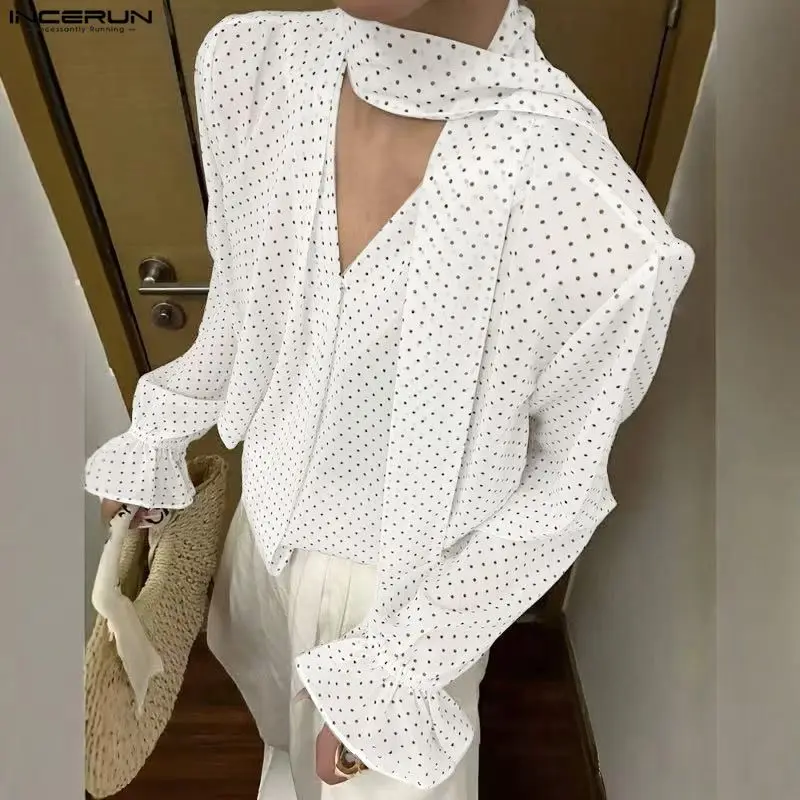 INCERUN Мужская рубашка в горошек с v-образным вырезом и длинным рукавом Мужская одежда с поясом Уличная одежда больших размеров Модные повседневные мужские рубашки
INCERUN Мужская рубашка в горошек с v-образным вырезом и длинным рукавом Мужская одежда с поясом Уличная одежда больших размеров Модные повседневные мужские рубашки