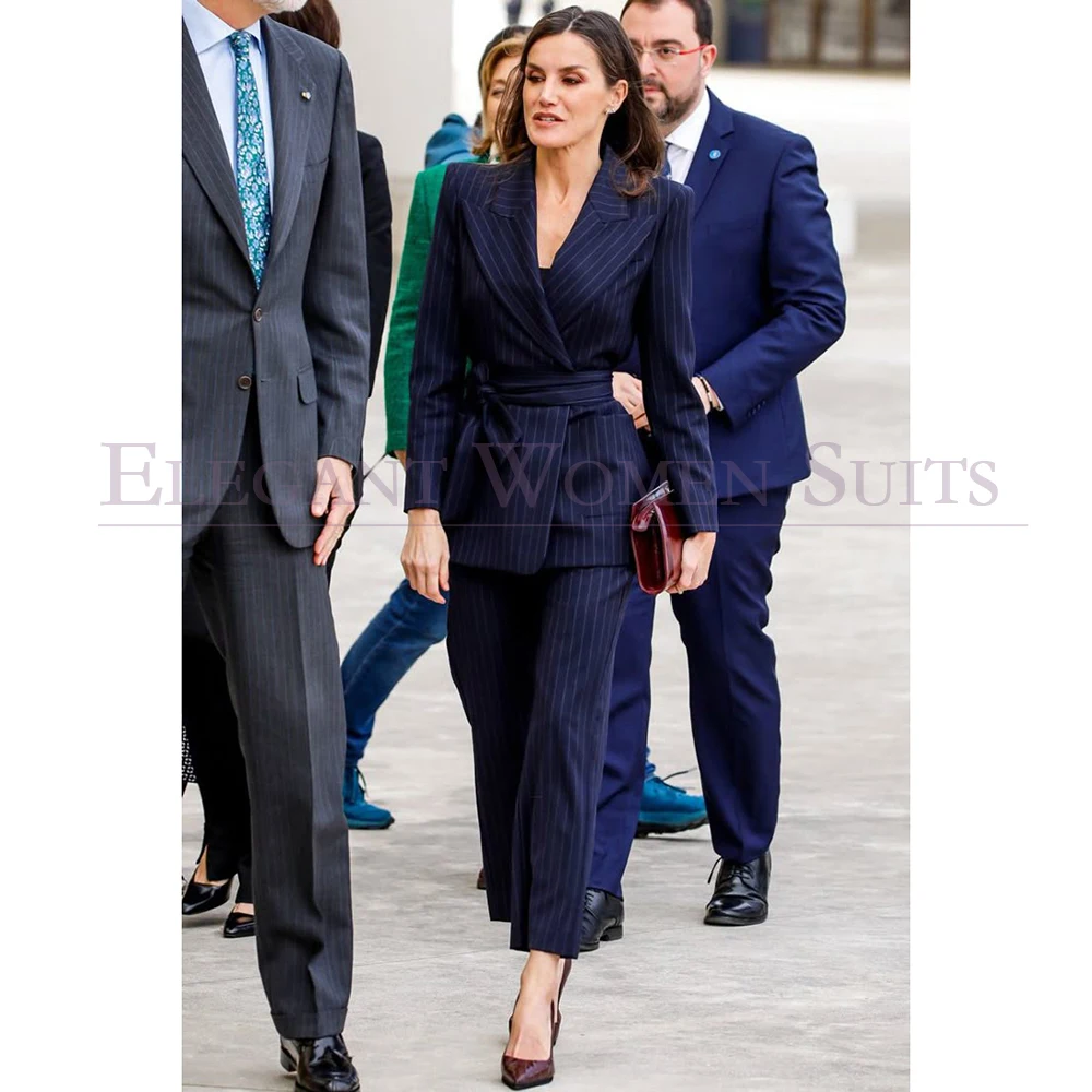 Customized Blted Stripe Women's Suits Elegant Office Lady 2 Piece Jacket Pants Formal Work Female Clothing Blazer
Customized Blted Stripe Women's Suits Elegant Office Lady 2 Piece Jacket Pants Formal Work Female Clothing Blazer