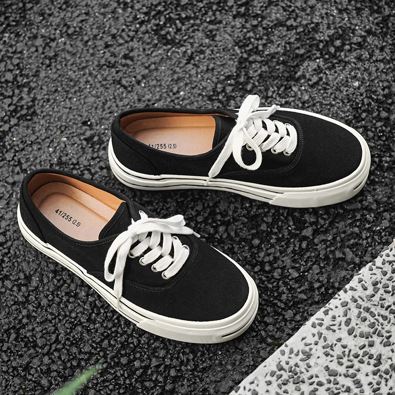 Minimalist and Trendy Sports Shoes for Men Shoes Low Cut Casual Sports Shoes for Men Anti Slip Thick Soled Shoes and Extra Shoes
Minimalist and Trendy Sports Shoes for Men Shoes Low Cut Casual Sports Shoes for Men Anti Slip Thick Soled Shoes and Extra Shoes