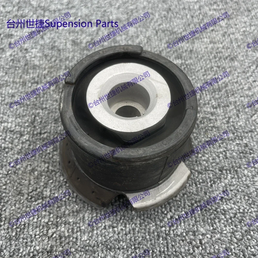 Передняя подрамная Втулка заднего моста для Mercedes X164/W164/W166/W251 A1643510042
Передняя подрамная Втулка заднего моста для Mercedes X164/W164/W166/W251 A1643510042